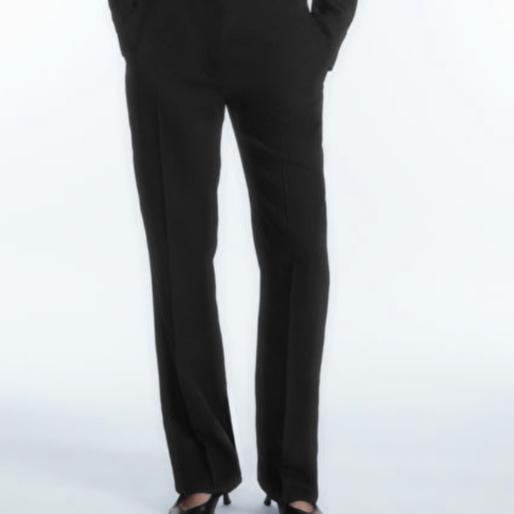 Cos Tapered Leg Pant- Dark Navy